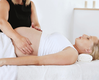 Bí quyết massage bụng bầu cực tốt cho thai nhi