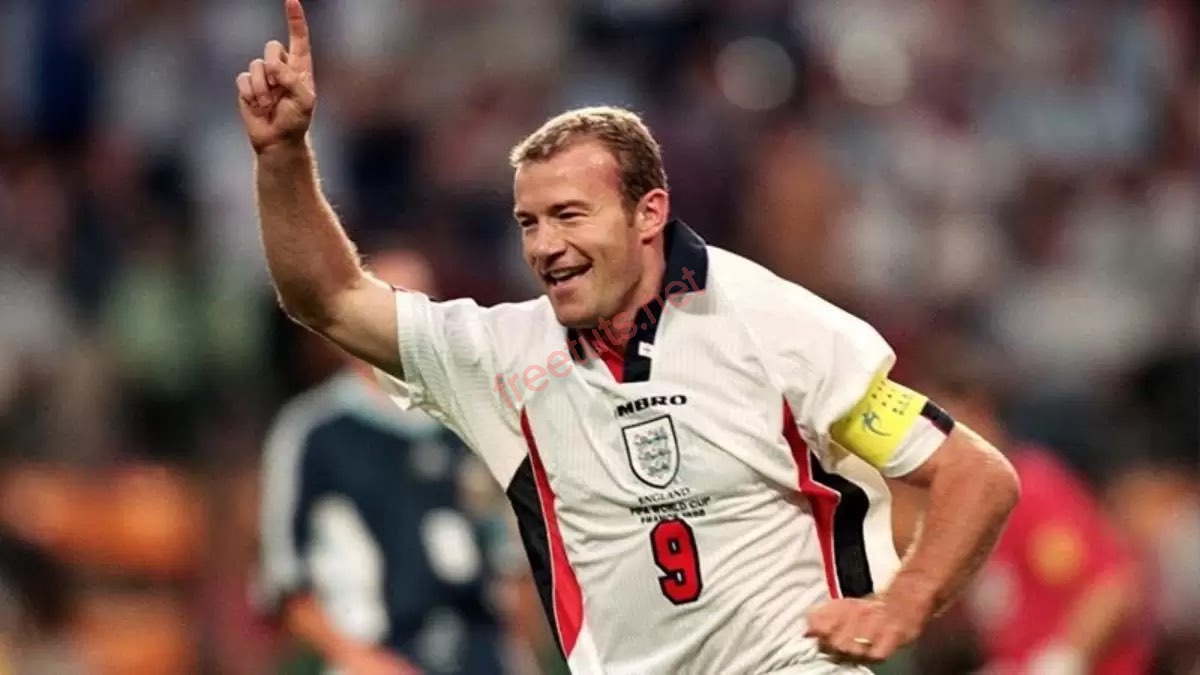 Đội hình xuất sắc nhất lịch sử Anh - Wayne Rooney góp mặt