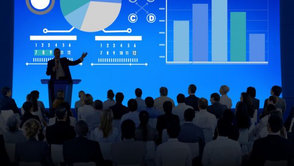 10+ kỹ năng thuyết trình hay giúp bạn nói hay trước đám đông